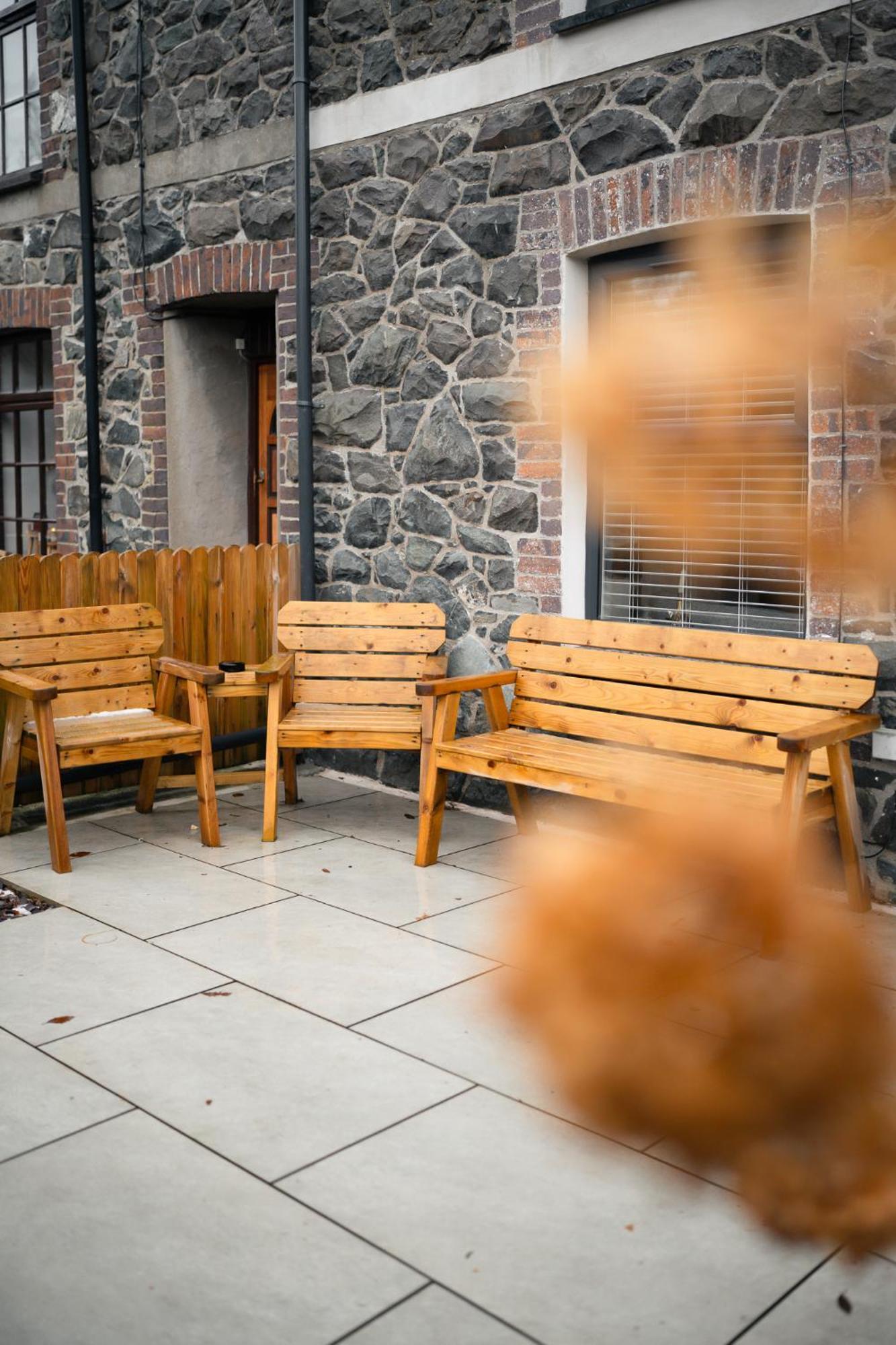 Snowdonia Quarryman Cottage ลานเบอริส ภายนอก รูปภาพ